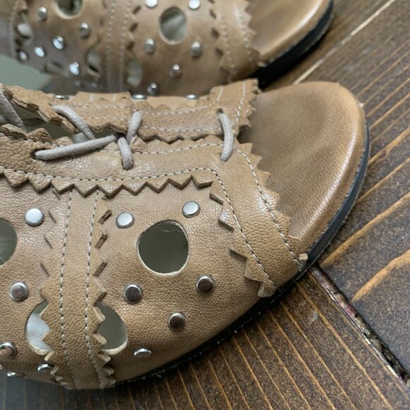 Stuart Weitzman Dove Leather Silver Studded Lace Up Open Toe Booties 7.5M - Picture 3 of 12